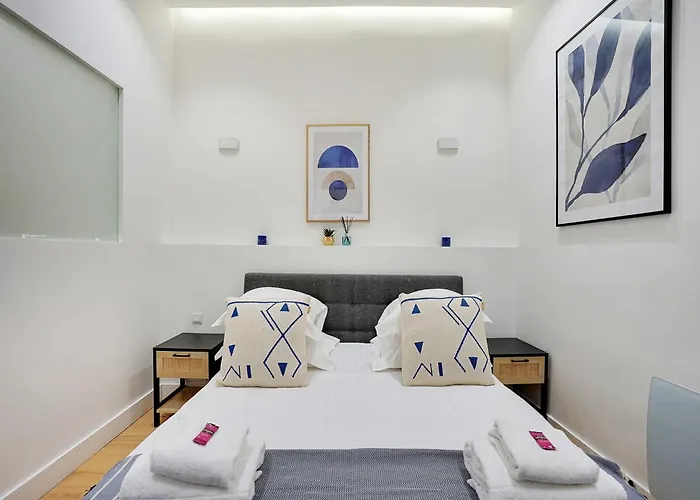 Apartment For 4 People In Bastille