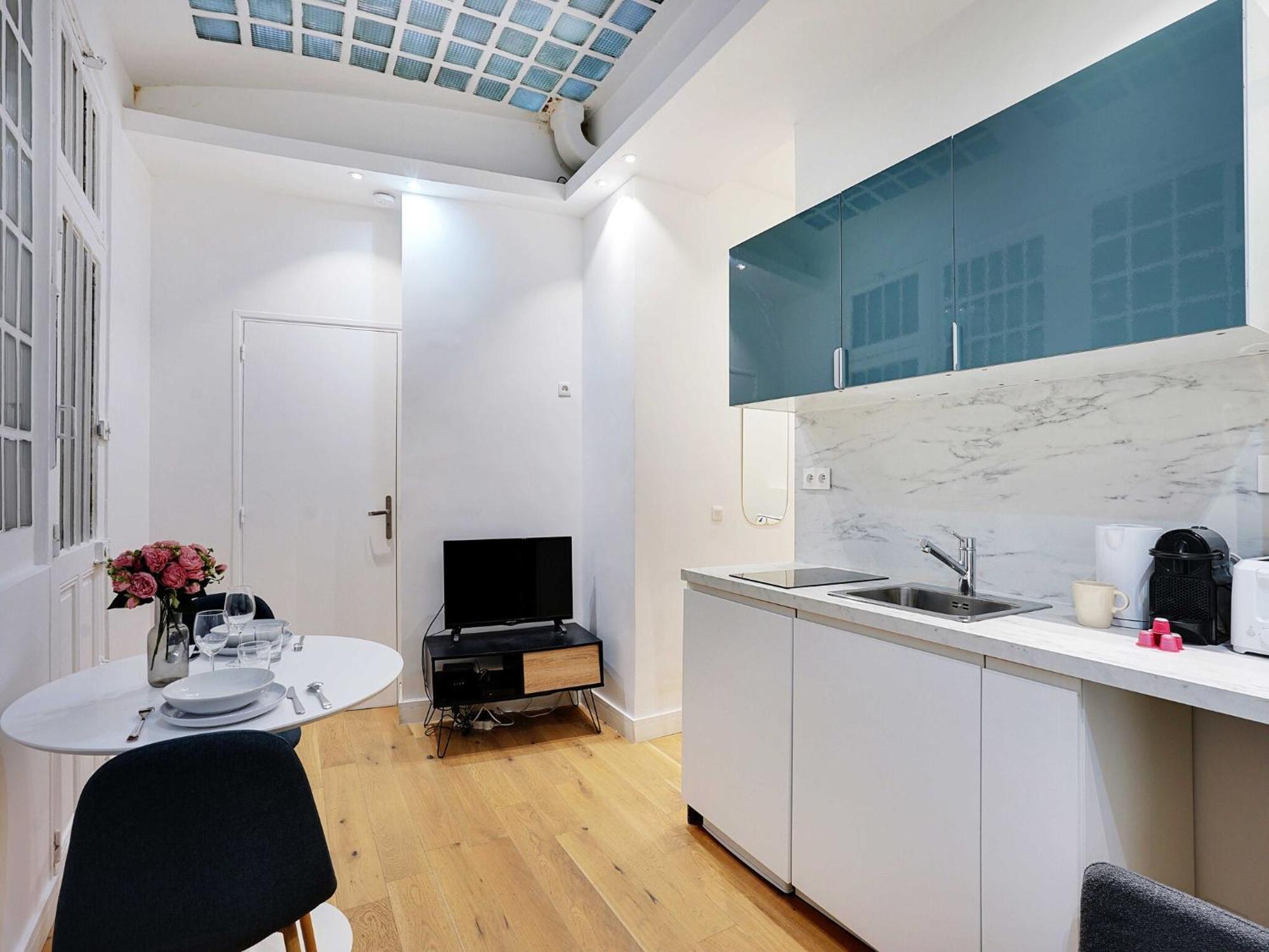 Apartment For 4 People In Bastille