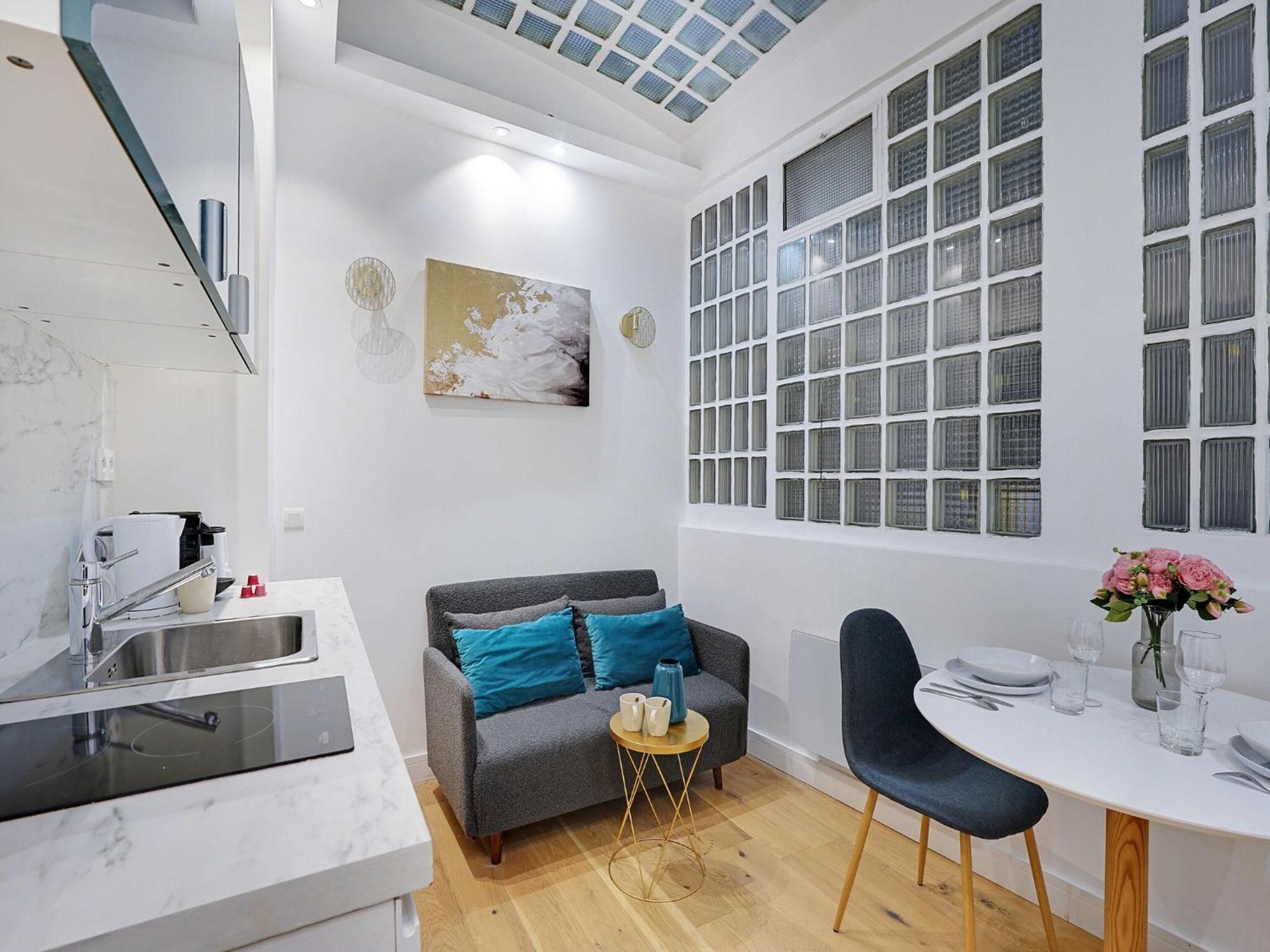 Apartment For 4 People In Bastille Paris